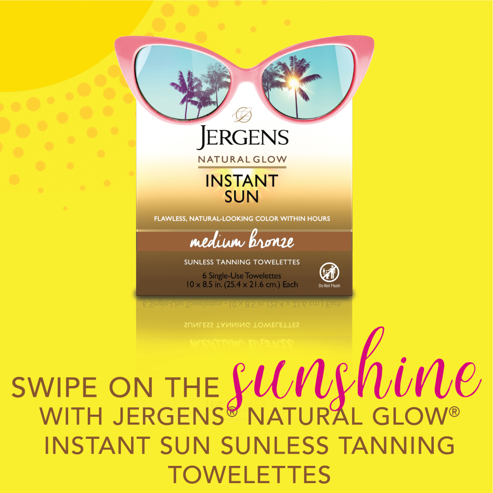 Swipe on the sunshine with Jergens Natural Glow Instant Sun Sunless Tanning Towelettes.