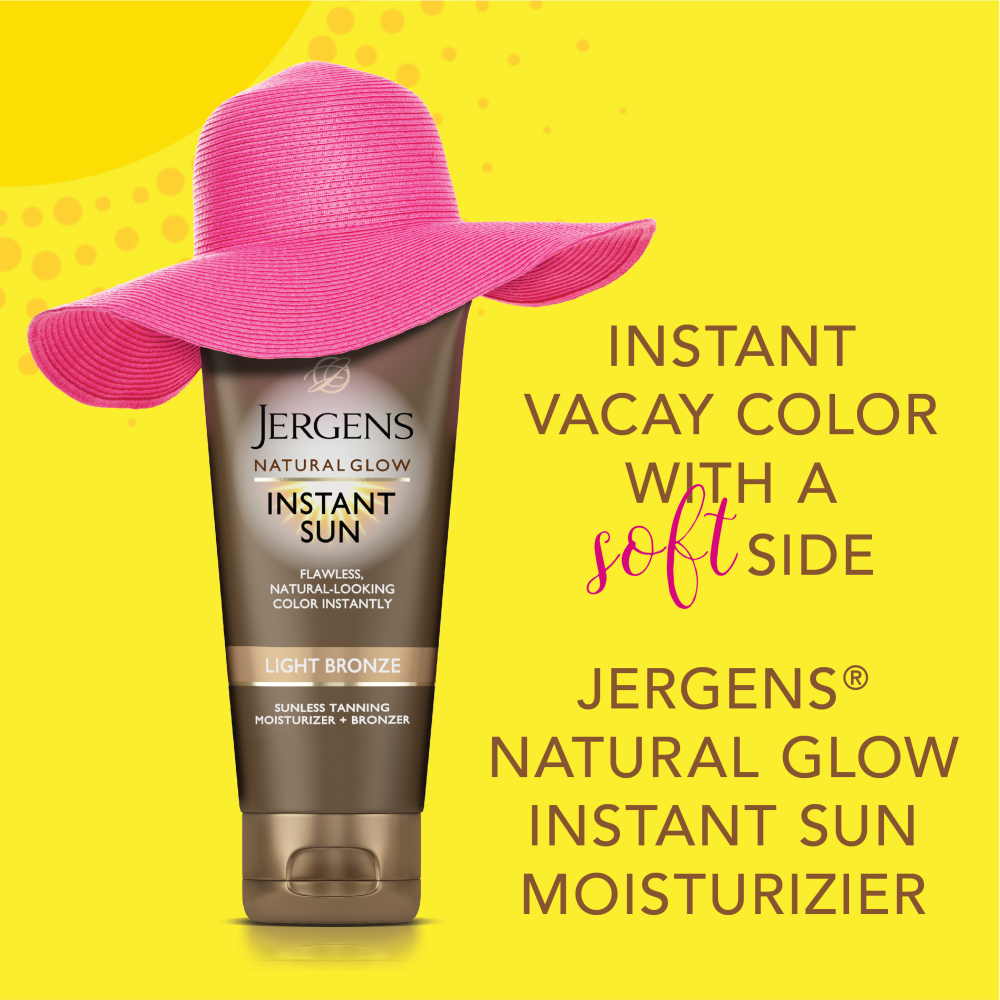 Instant vacay color with a soft side. Jergens Natural Glow instant glow instant sun moisturizer.